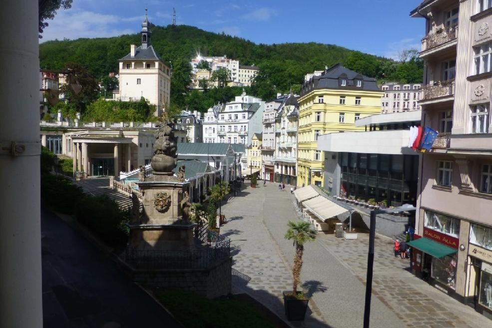 Apartmany U Tri Jehnatek Karlovy Vary Exterior photo
